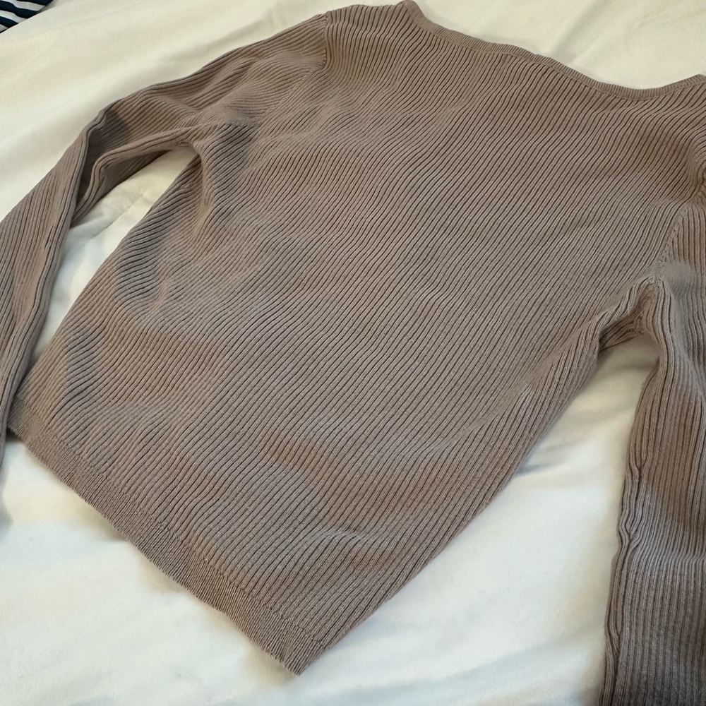 Garage Ribbed Button-Up Top - Picture 5 of 5